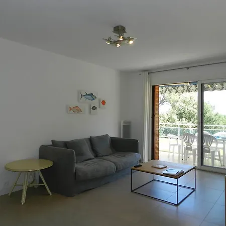 Апартаменты Bormes-les-mimosas, 4 Pieces, 6 Personnes - Fr-1-251-678 Борм-ле-Мимоза
