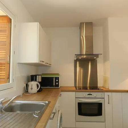 Bormes-les-mimosas, 4 Pieces, 6 Personnes - Fr-1-251-678 Апартаменты Борм-ле-Мимоза